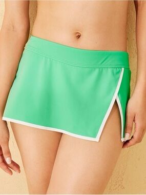NWT - wild fable Green Swim Skort with White Trim